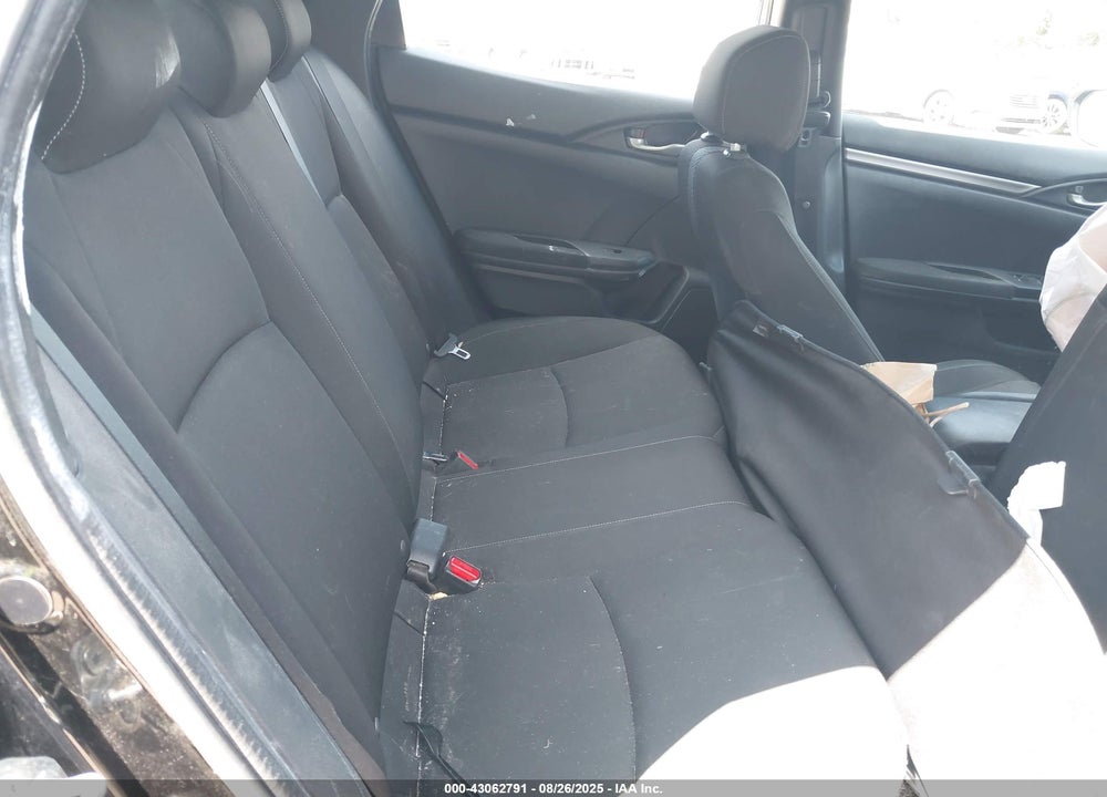 2018 HONDA CIVIC VIN: SHHFK7H2XJU410017