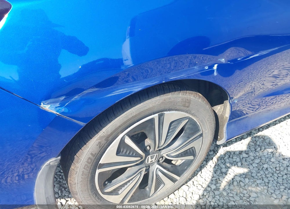 2016 HONDA CIVIC EX-T VIN: 2HGFC3B30GH351847
