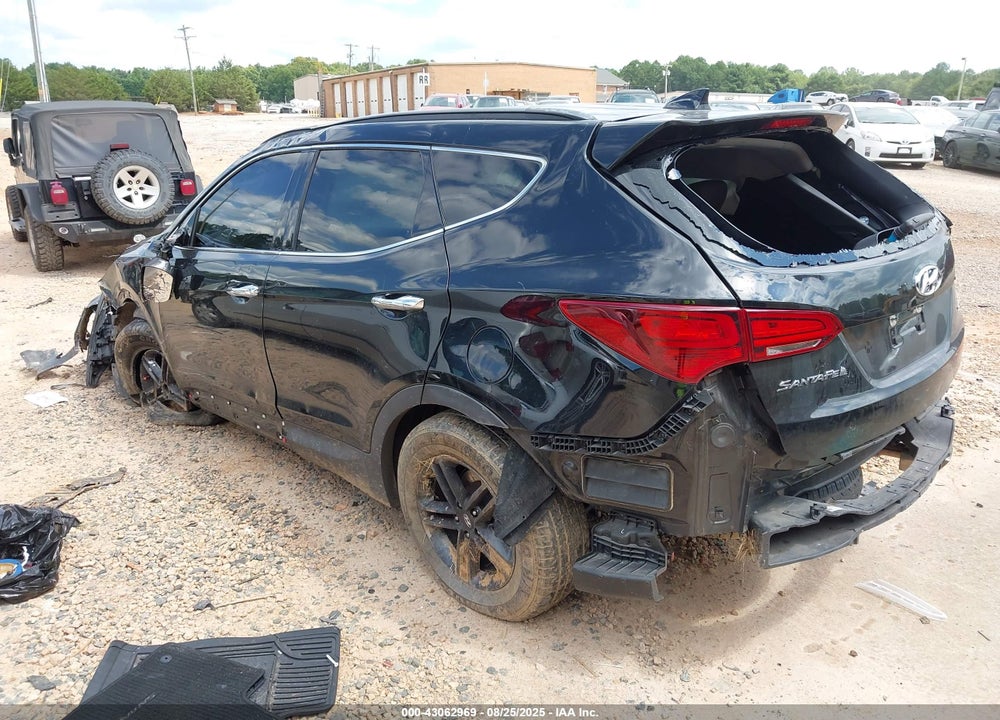 2017 HYUNDAI SANTA FE VIN: 5NMZU3LB8HH019112
