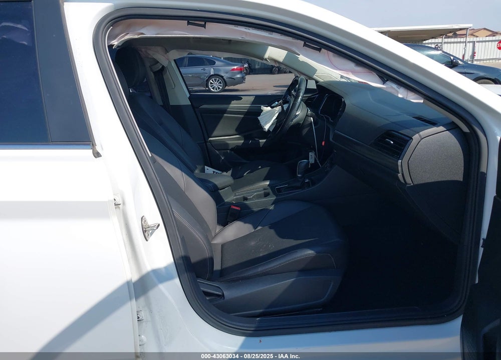 2019 VOLKSWAGEN JETTA VIN: 3VWE57BU8KM092388