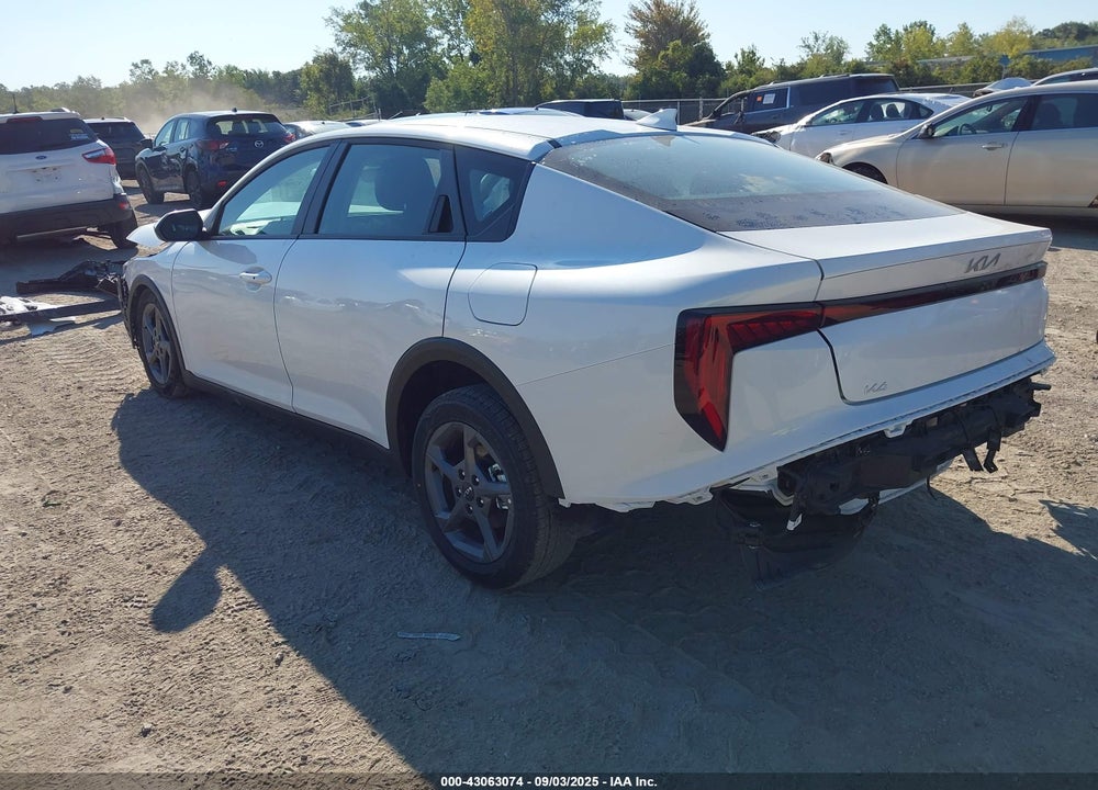 2025 KIA K4 VIN: 3KPFT4DE3SE177439
