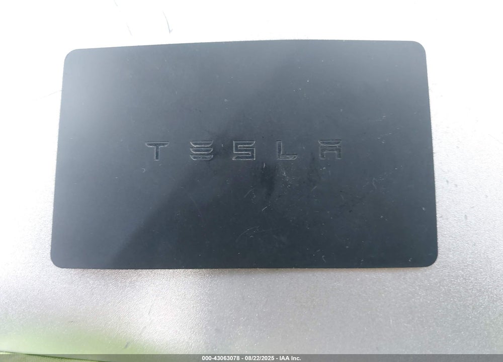 2019 TESLA MODEL 3 VIN: 5YJ3E1EB6KF195542