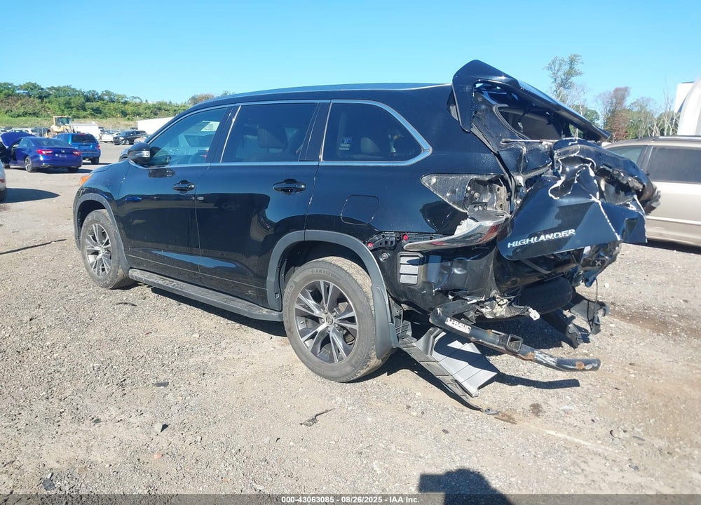 2016 TOYOTA HIGHLANDER XLE V6 VIN: 5TDJKRFH9GS316522