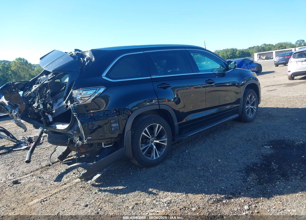 2016 TOYOTA HIGHLANDER XLE V6 VIN: 5TDJKRFH9GS316522