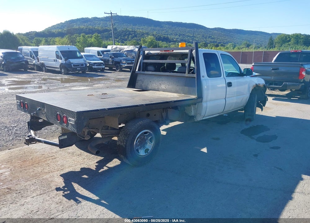 2000 CHEVROLET SILVERADO 2500 VIN: 1GCGK29U1YE128188