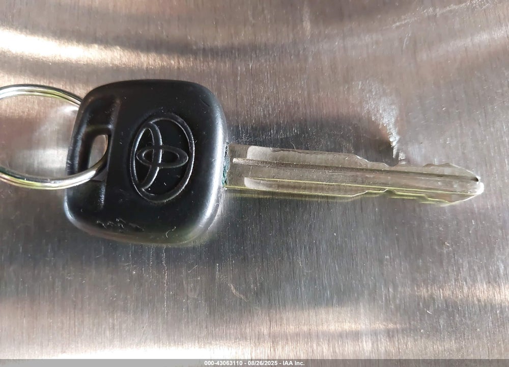 2009 TOYOTA YARIS VIN: JTDKT903X95245631