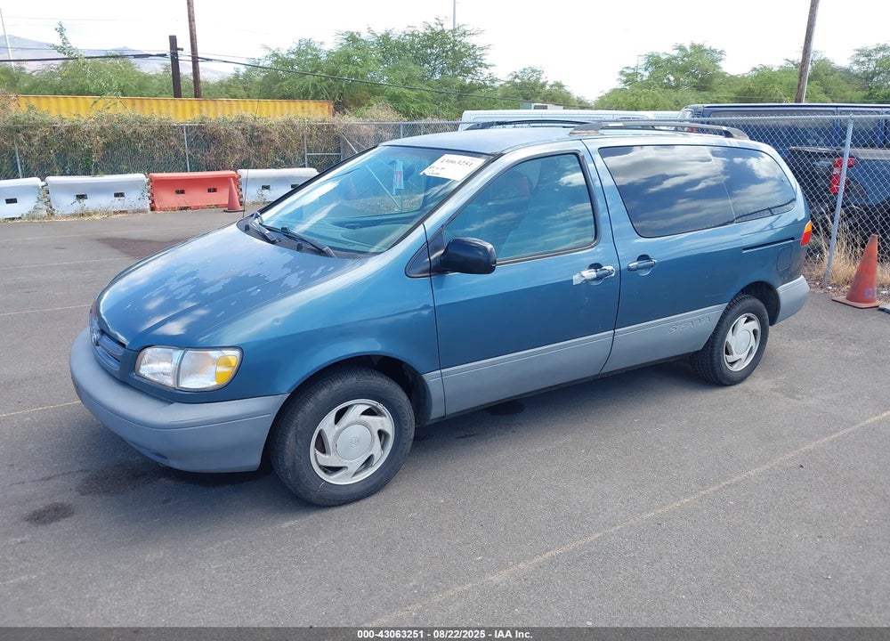 2000 TOYOTA SIENNA LE VIN: 4T3ZF13C5YU198552