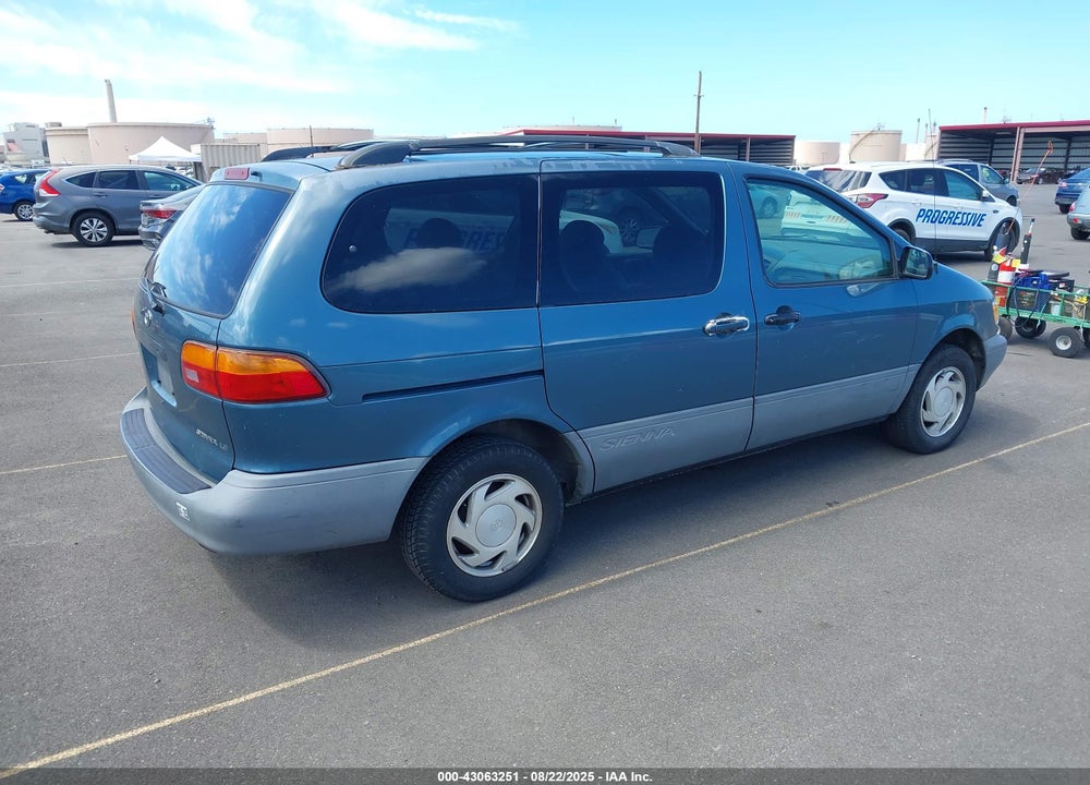 2000 TOYOTA SIENNA LE VIN: 4T3ZF13C5YU198552