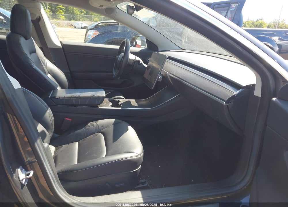2018 TESLA MODEL 3 LONG RANGE/PERFORMANCE VIN: 5YJ3E1EB5JF103691