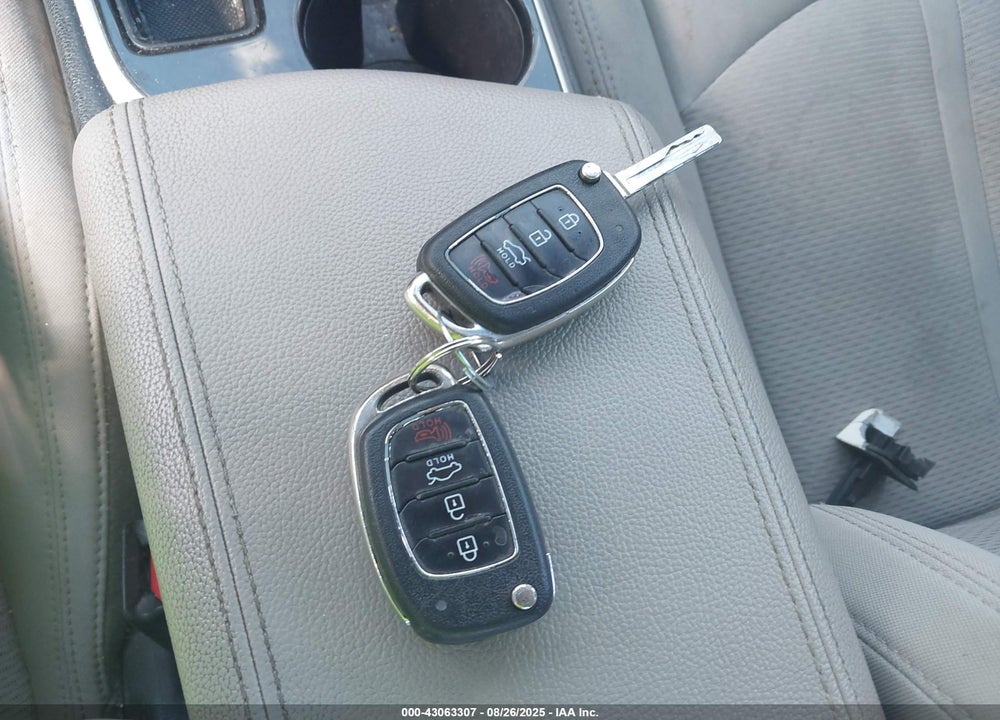 2018 HYUNDAI SONATA SE VIN: 5NPE24AF2JH673533