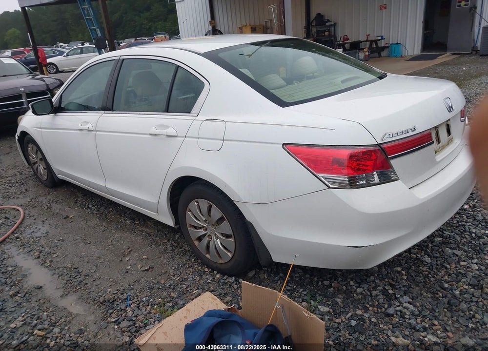 2011 HONDA ACCORD VIN: 1HGCP2F37BA004485