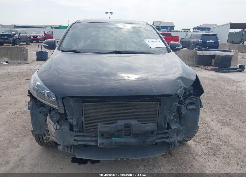 2019 KIA SORENTO 2.4L L VIN: 5XYPG4A33KG586233