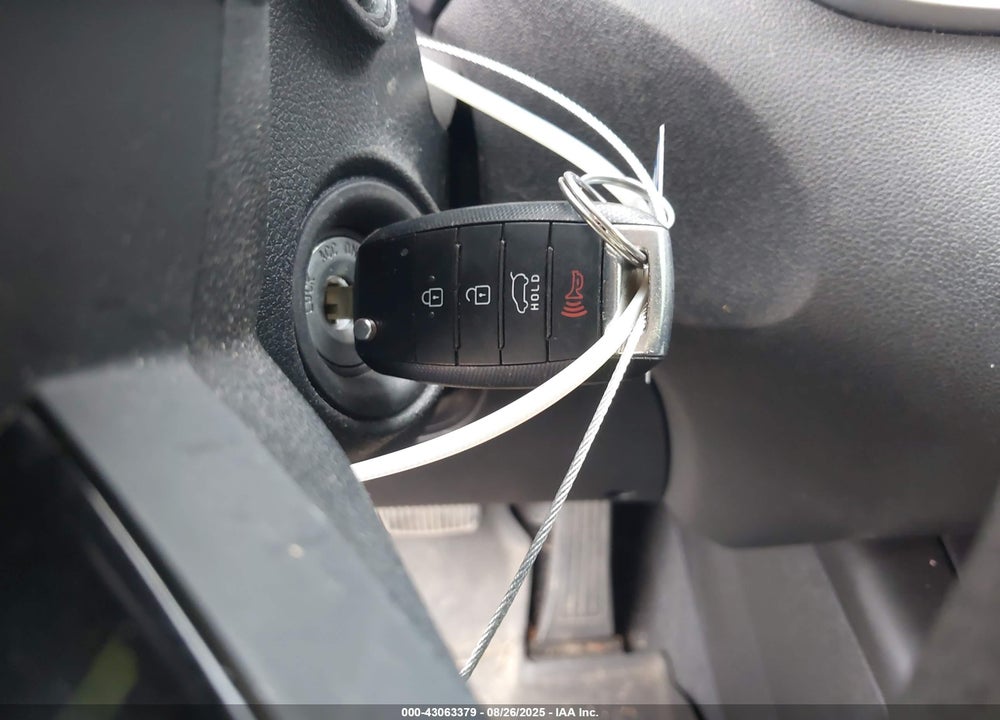2019 KIA SORENTO 2.4L L VIN: 5XYPG4A33KG586233