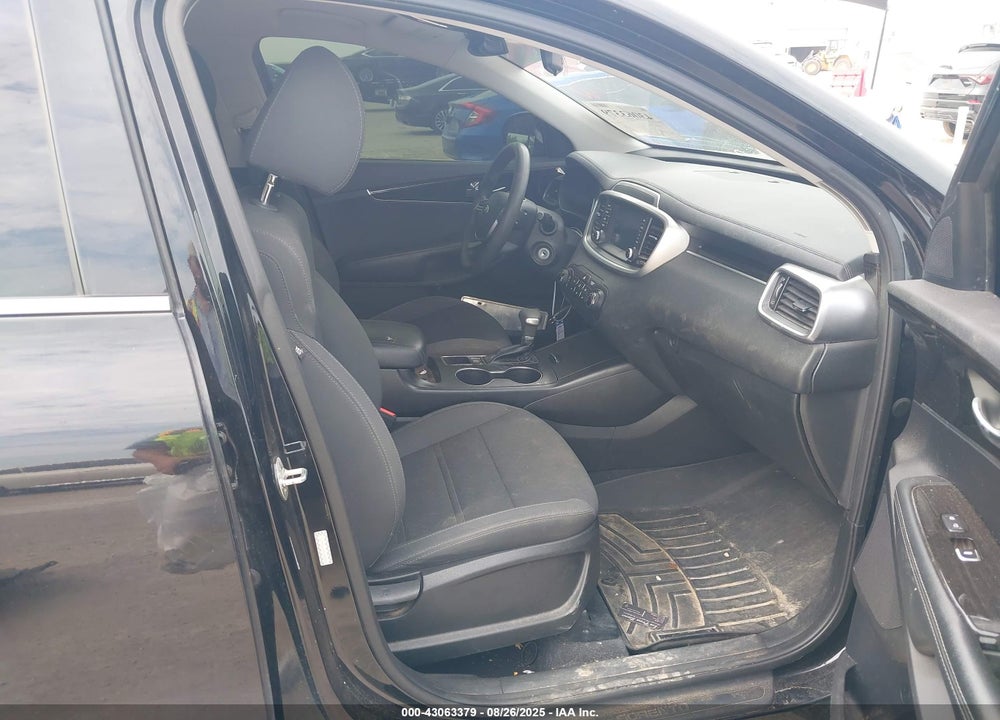 2019 KIA SORENTO 2.4L L VIN: 5XYPG4A33KG586233