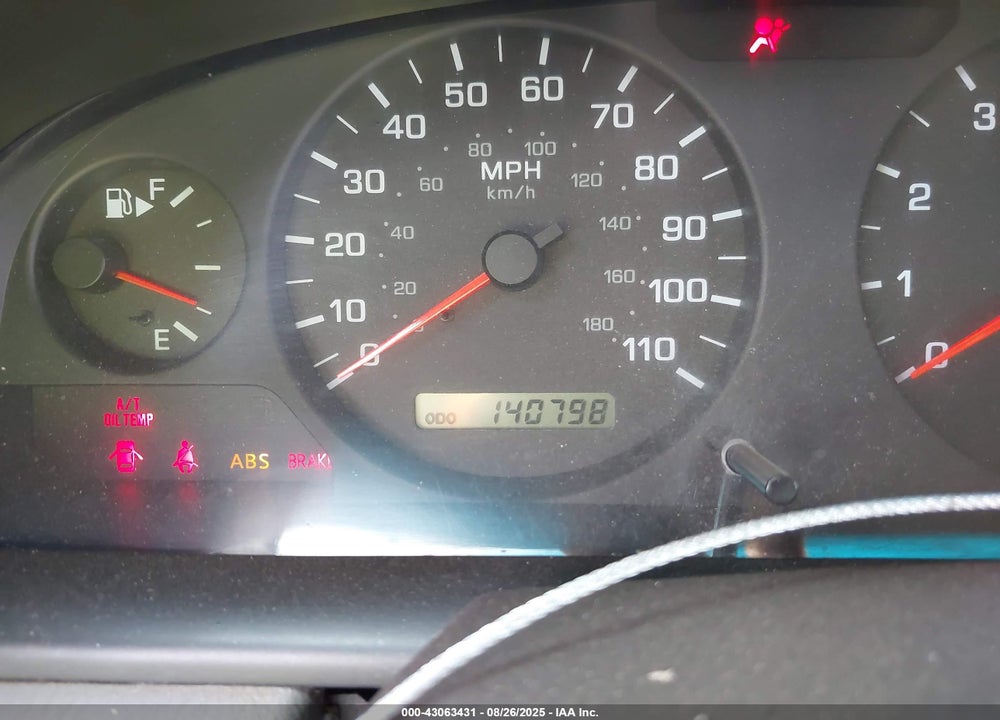 2001 NISSAN XTERRA XE VIN: 5N1ED28YX1C571863