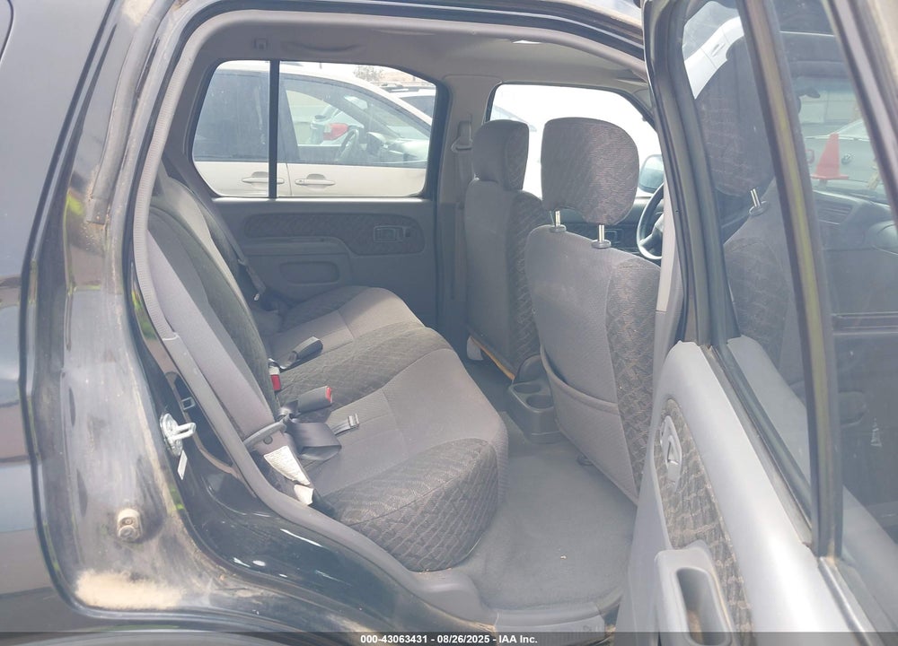 2001 NISSAN XTERRA XE VIN: 5N1ED28YX1C571863