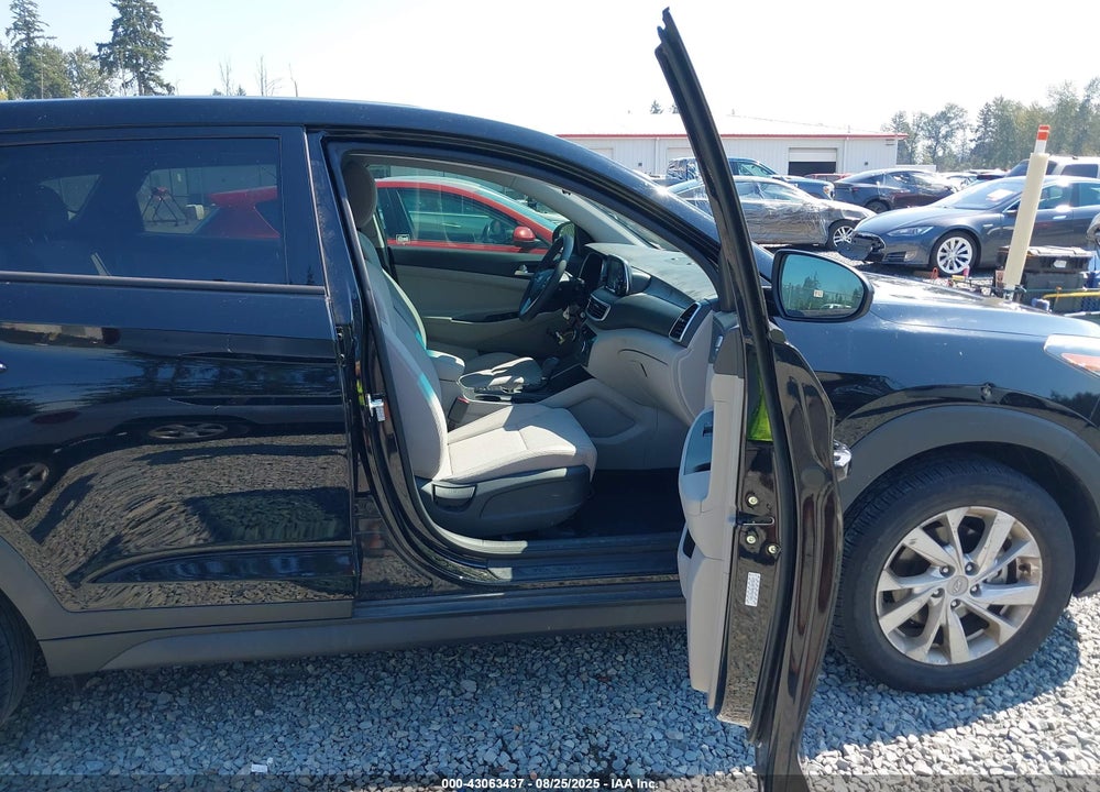 2020 HYUNDAI TUCSON VIN: KM8J23A46LU077837