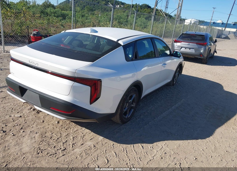 2025 KIA K4 VIN: 3KPFT4DE7SE029942