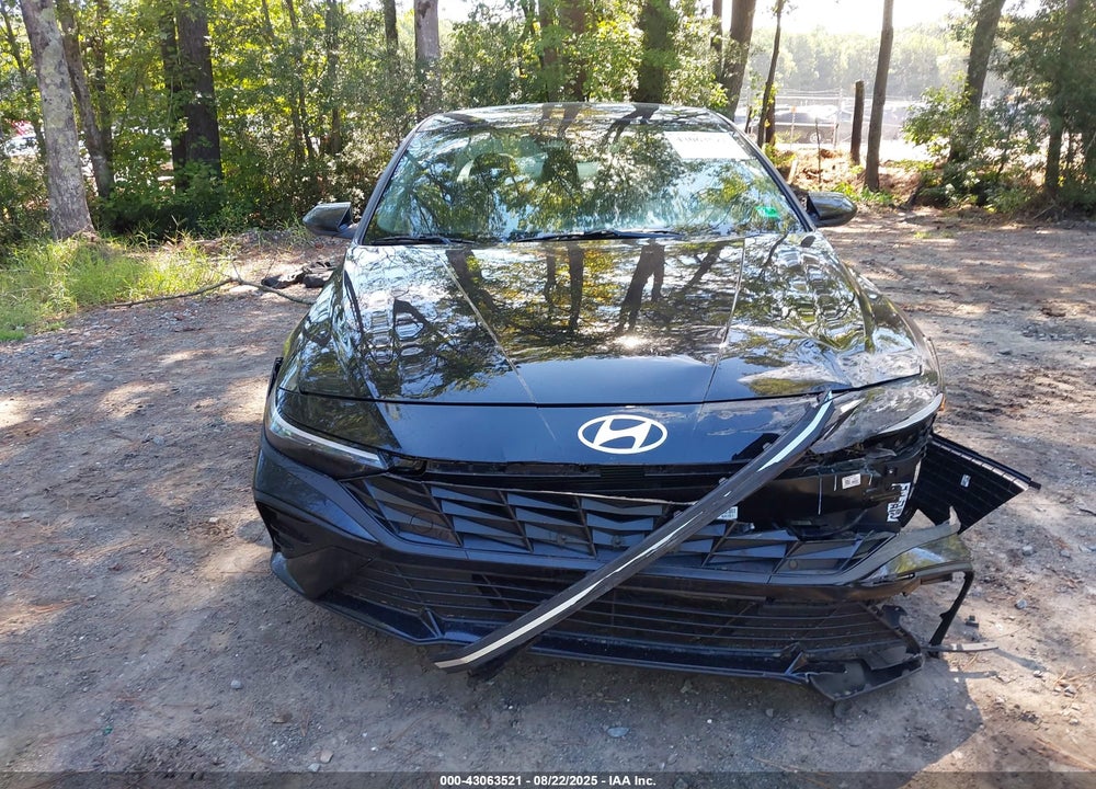 2025 HYUNDAI ELANTRA VIN: KMHLM4DG9SU973191