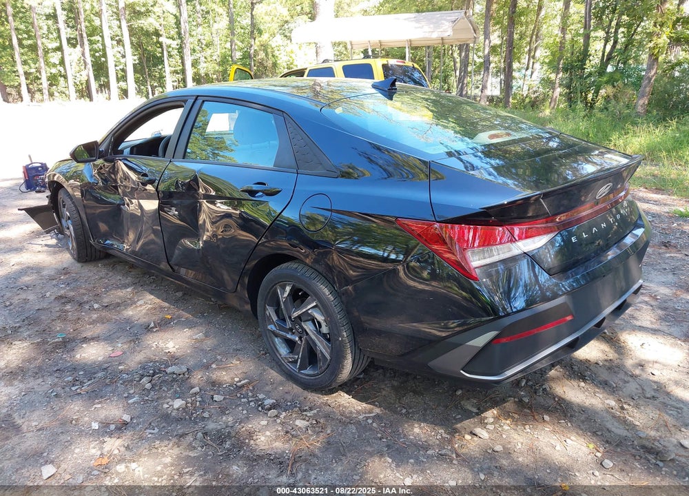 2025 HYUNDAI ELANTRA VIN: KMHLM4DG9SU973191