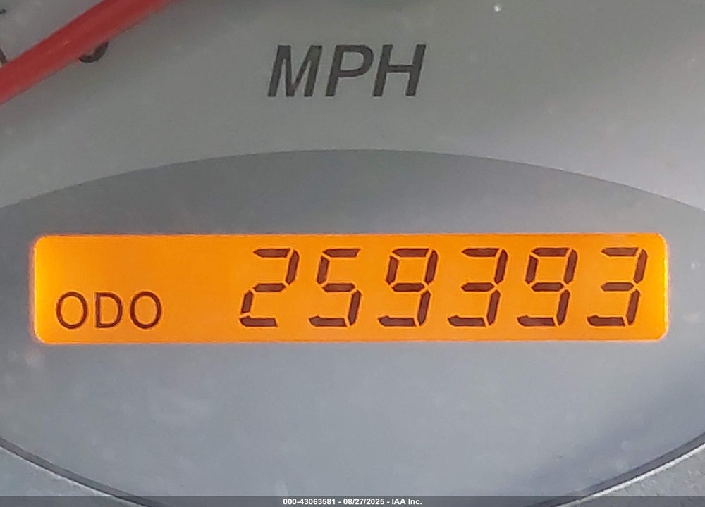 2005 TOYOTA RAV4 VIN: JTEGD20V650084628