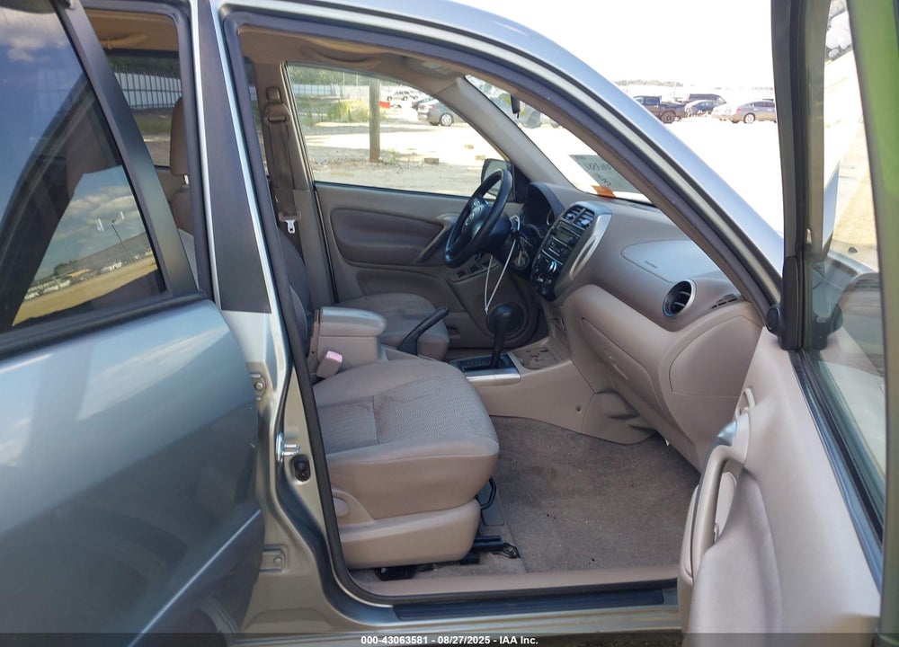 2005 TOYOTA RAV4 VIN: JTEGD20V650084628