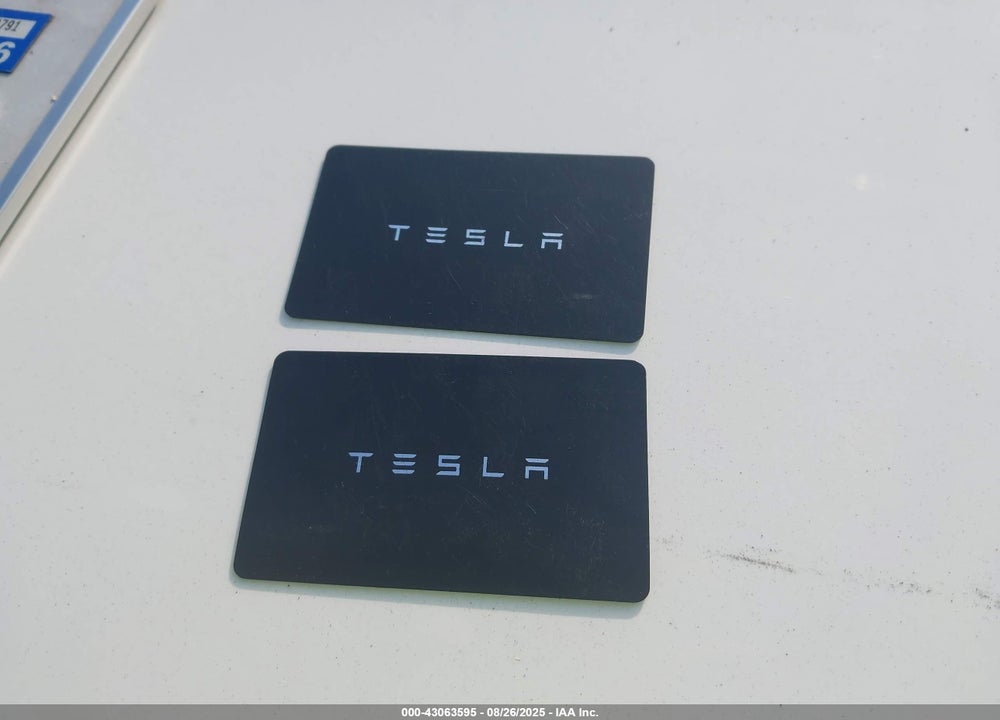 2022 TESLA MODEL Y VIN: 7SAYGDEEXNF361564