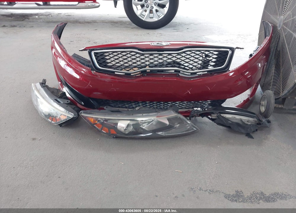 2012 KIA OPTIMA VIN: 5XXGR4A65CG084088