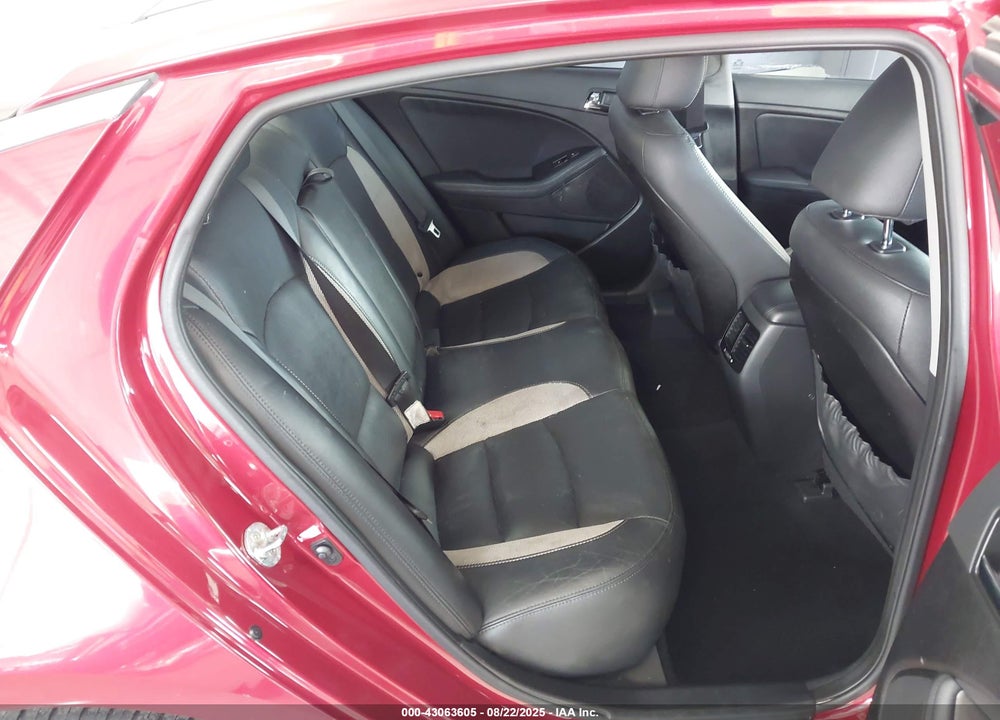 2012 KIA OPTIMA VIN: 5XXGR4A65CG084088