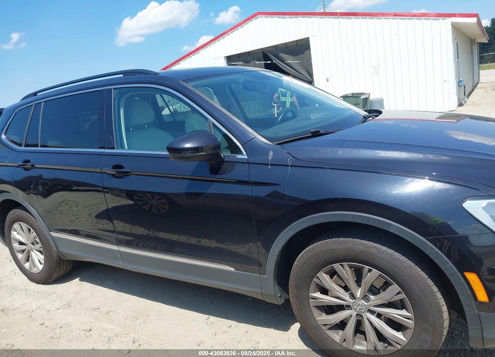 2018 VOLKSWAGEN TIGUAN 2.0T SE/2.0T SEL VIN: 3VV2B7AX7JM157337