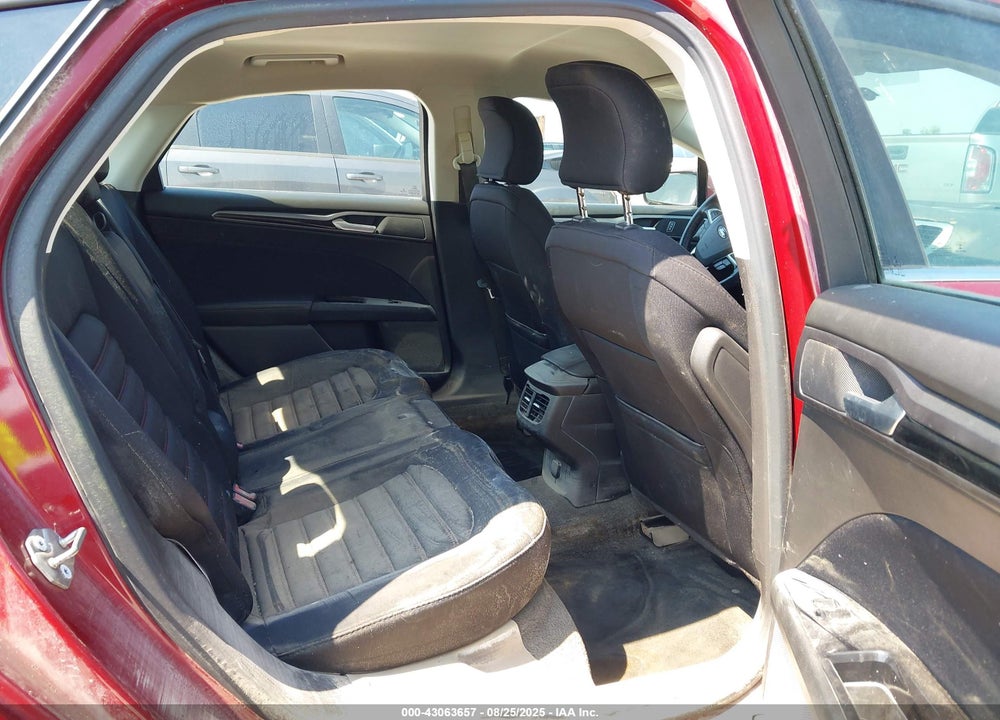 2016 FORD FUSION VIN: 3FA6P0HDXGR361474