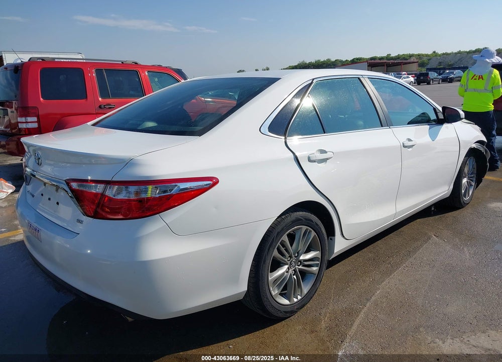 2017 TOYOTA CAMRY SE VIN: 4T1BF1FK4HU372639