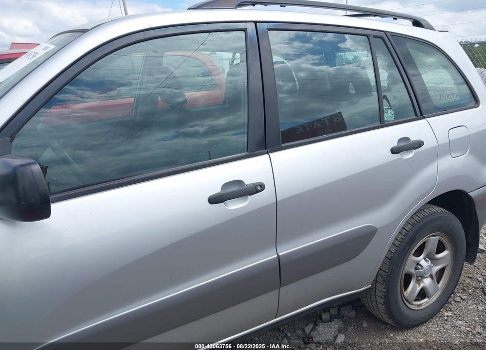 2005 TOYOTA RAV4 VIN: JTEGD20V550089237