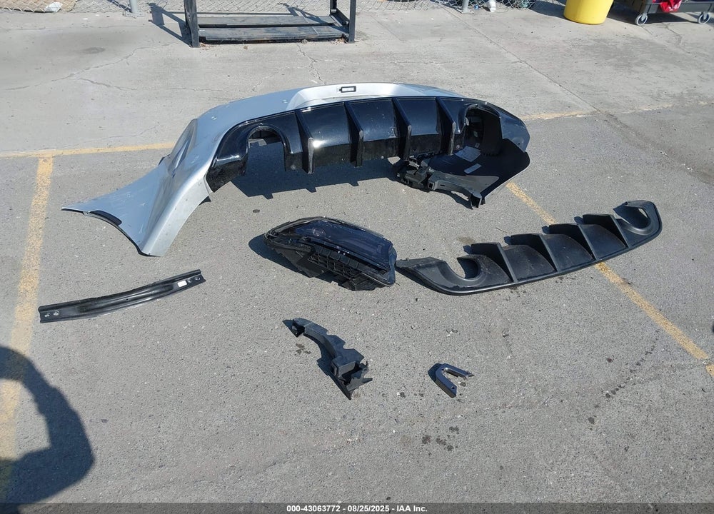 2020 DODGE CHARGER SCAT PACK RWD VIN: 2C3CDXGJ1LH184667