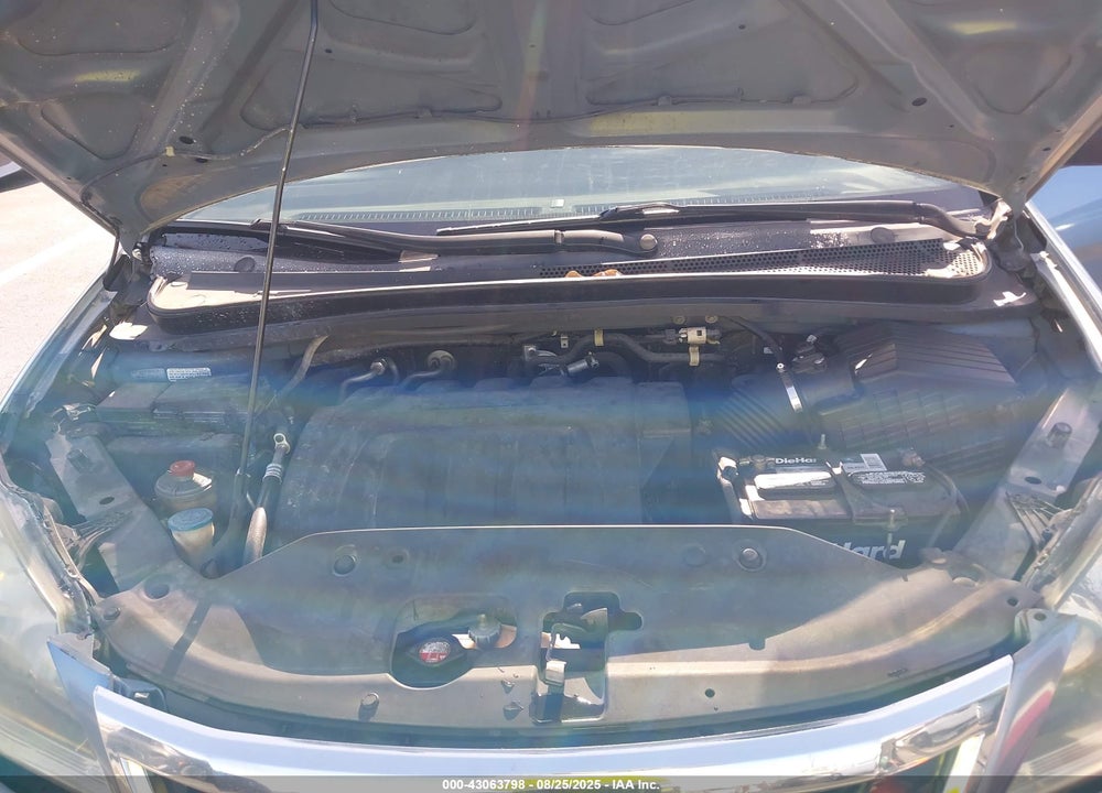 2010 HONDA ODYSSEY LX VIN: 5FNRL3H20AB098004
