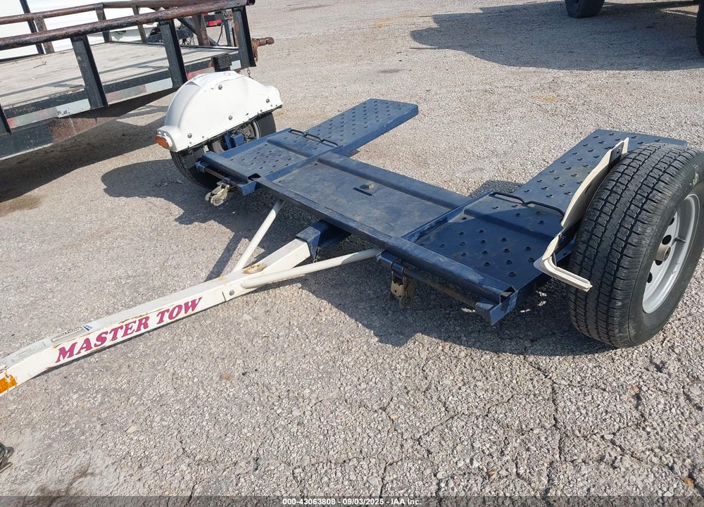 2020 MASTER TOW DOLLY VIN: 4DFBT1013LN140266