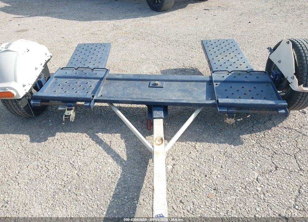 2020 MASTER TOW DOLLY VIN: 4DFBT1013LN140266