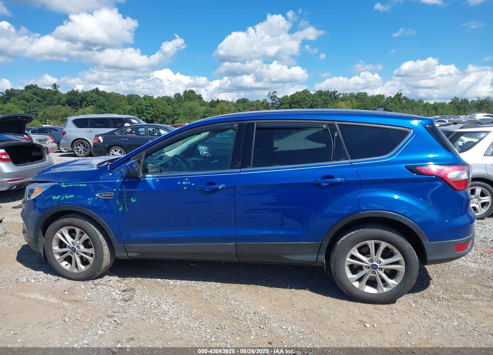 2017 FORD ESCAPE VIN: 1FMCU0GDXHUB72417