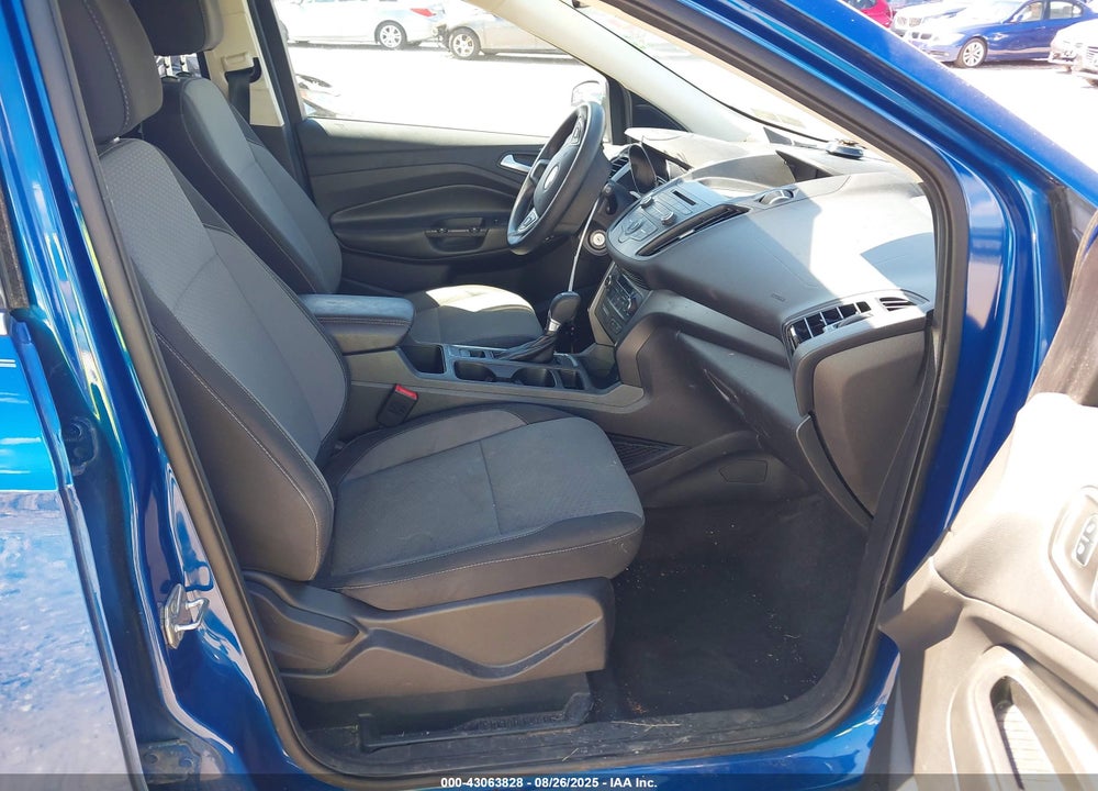 2017 FORD ESCAPE VIN: 1FMCU0GDXHUB72417