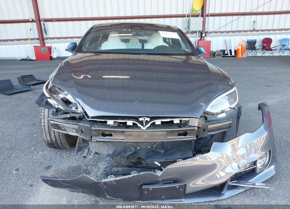 2017 TESLA MODEL S VIN: 5YJSA1E26HF230547