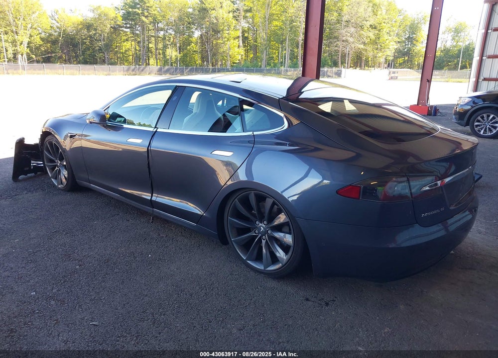 2017 TESLA MODEL S VIN: 5YJSA1E26HF230547