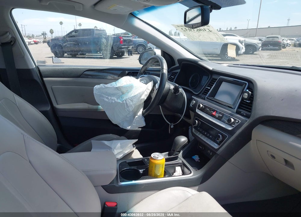 2018 HYUNDAI SONATA VIN: 5NPE34AF2JH633997