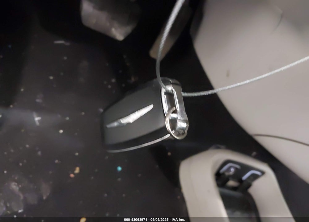2018 CHRYSLER PACIFICA TOURING L VIN: 2C4RC1BG7JR101008