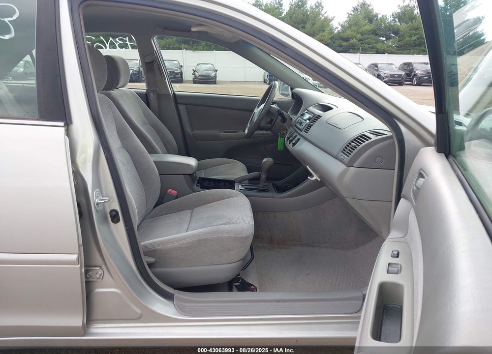 2004 TOYOTA CAMRY VIN: 4T1BE32K44U273558