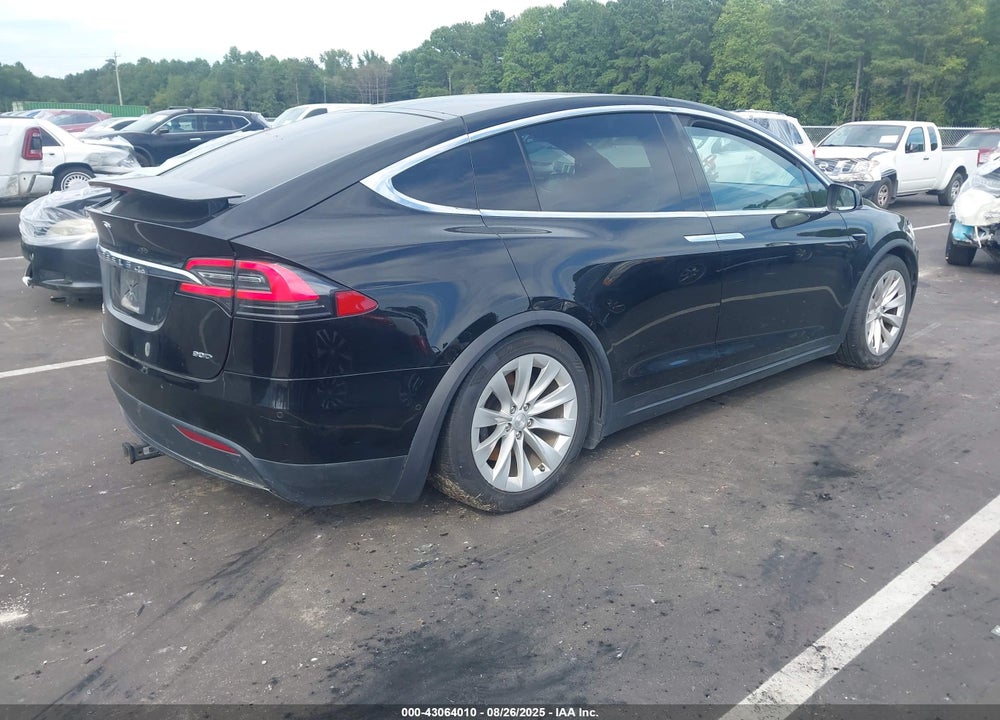 2017 TESLA MODEL X VIN: 5YJXCBE20HF034559