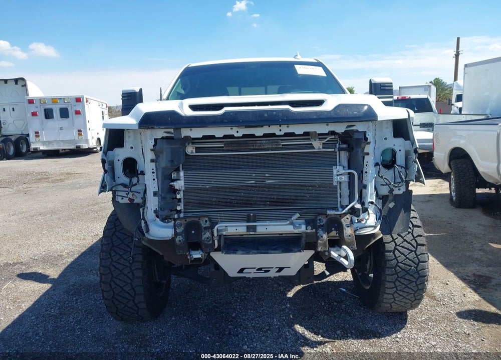 2020 GMC SIERRA 3500HD 4WD  STANDARD BED DENALI VIN: 1GT49WEY0LF207112