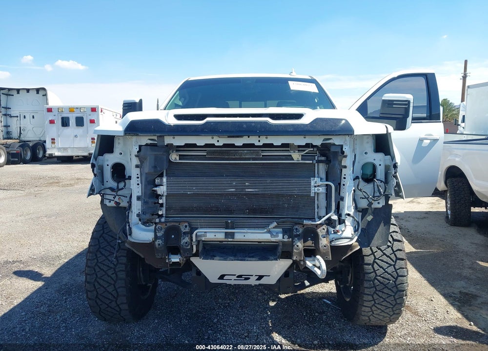 2020 GMC SIERRA 3500HD 4WD  STANDARD BED DENALI VIN: 1GT49WEY0LF207112