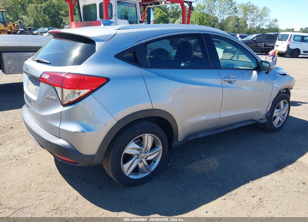 2019 HONDA HR-V VIN: 3CZRU6H58KM739044