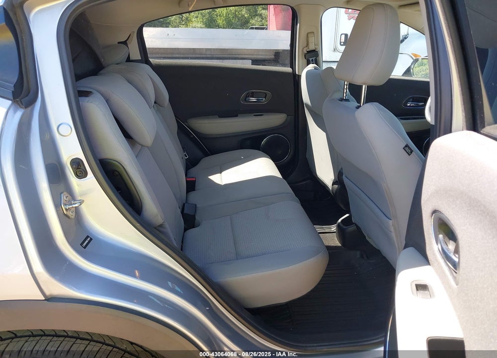 2019 HONDA HR-V VIN: 3CZRU6H58KM739044