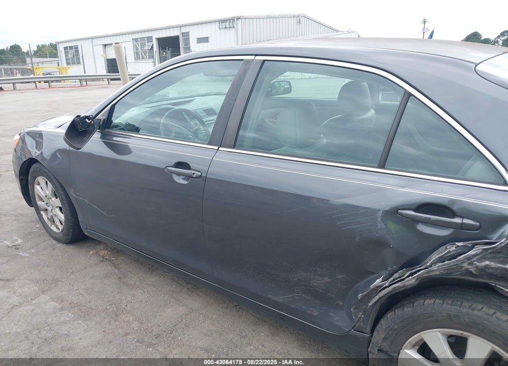 2008 TOYOTA CAMRY XLE VIN: 4T1BE46KX8U748572